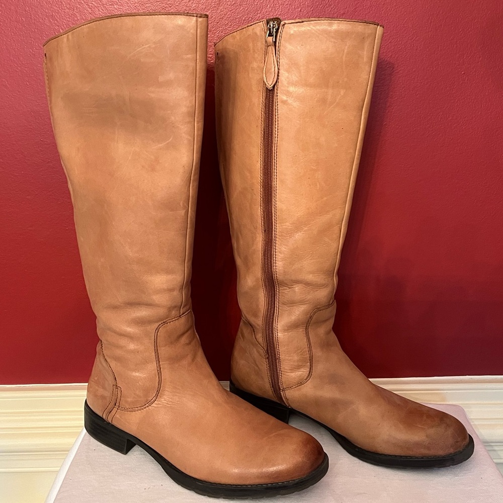 Franco Sarto Trooper knee-high, wide calf riding boots, Camel, size 9.5
